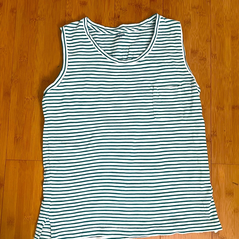Madewell Stripped Whisper Cotton V-Neck Pocket Tank size Small
